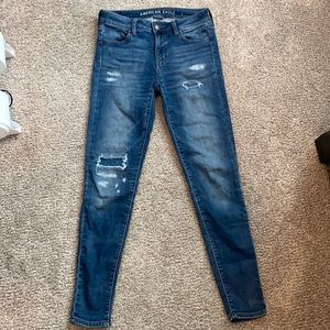 American Eagle Jegging Size 4 Distressed